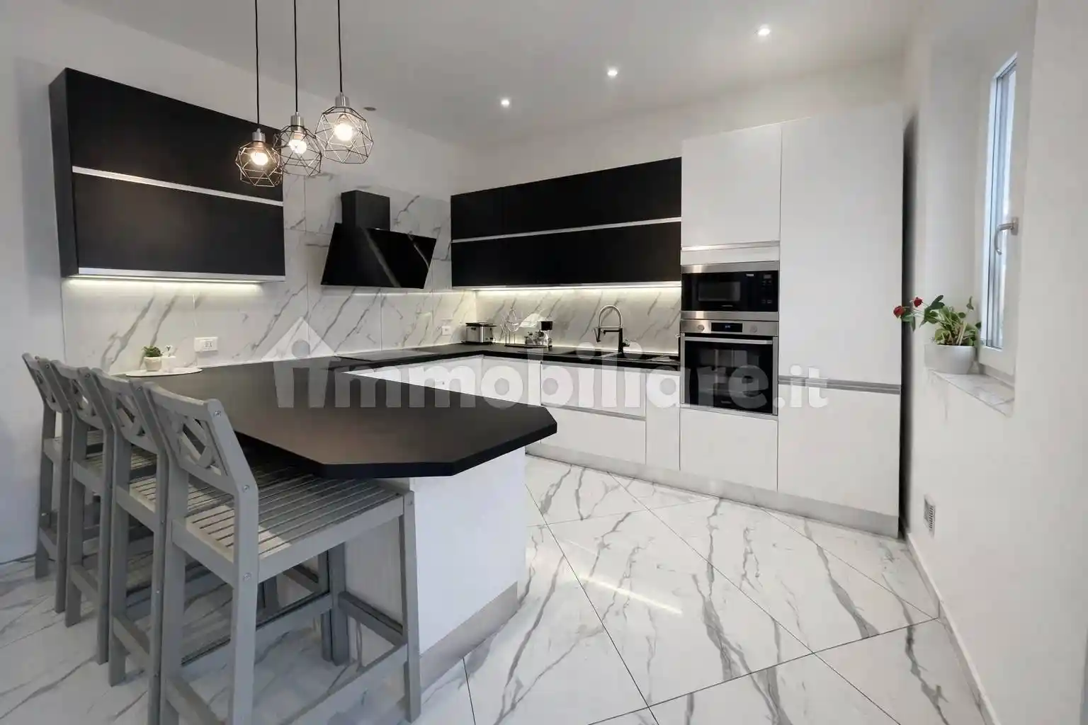 Casa indipendente in vendita a Campi Bisenzio