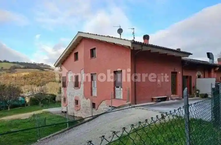 Appartamento in vendita a Pergola