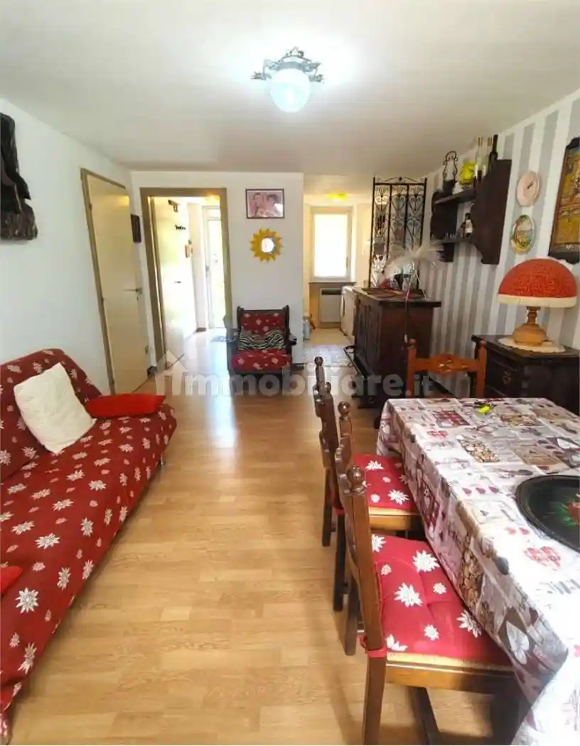 Appartamento in vendita a Challand-Saint-Anselme