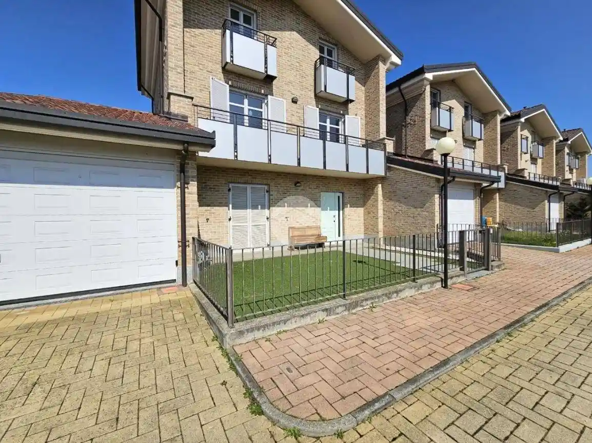 Appartamento in vendita a Rondissone