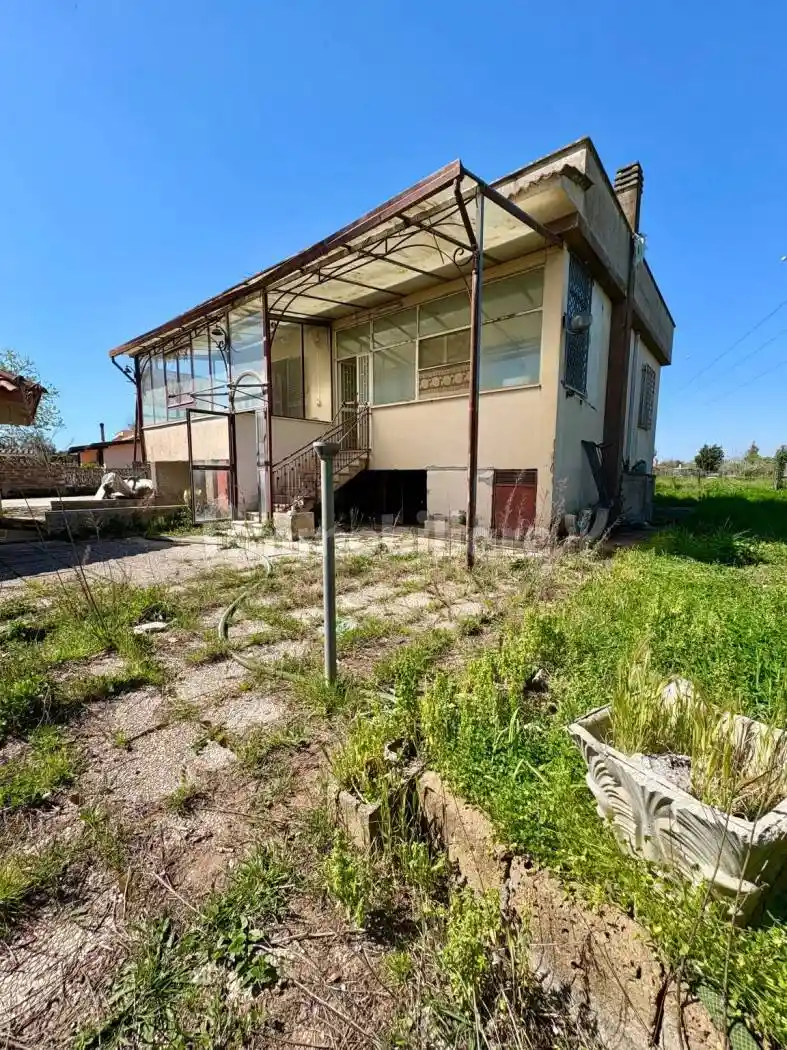 Casa indipendente in vendita a Nettuno