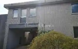 Palazzo - Stabile in vendita a Malnate