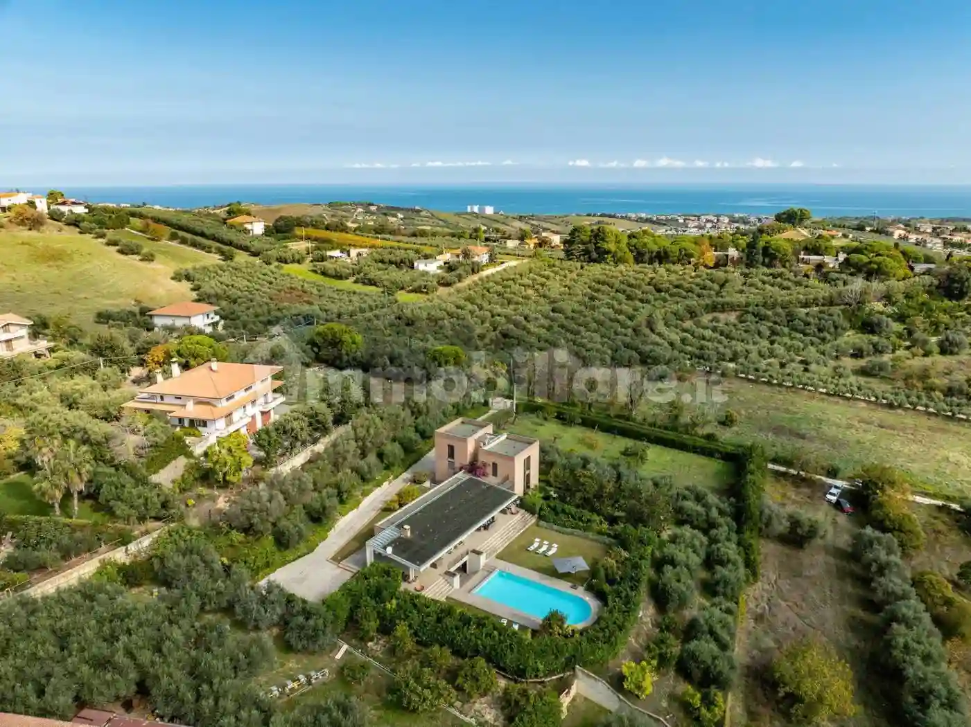 Villa - foto 2