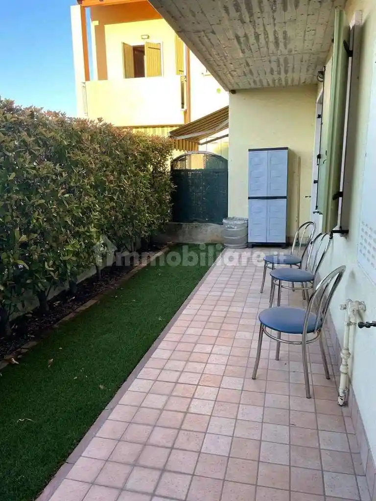 Appartamento in vendita a Castel d'Azzano