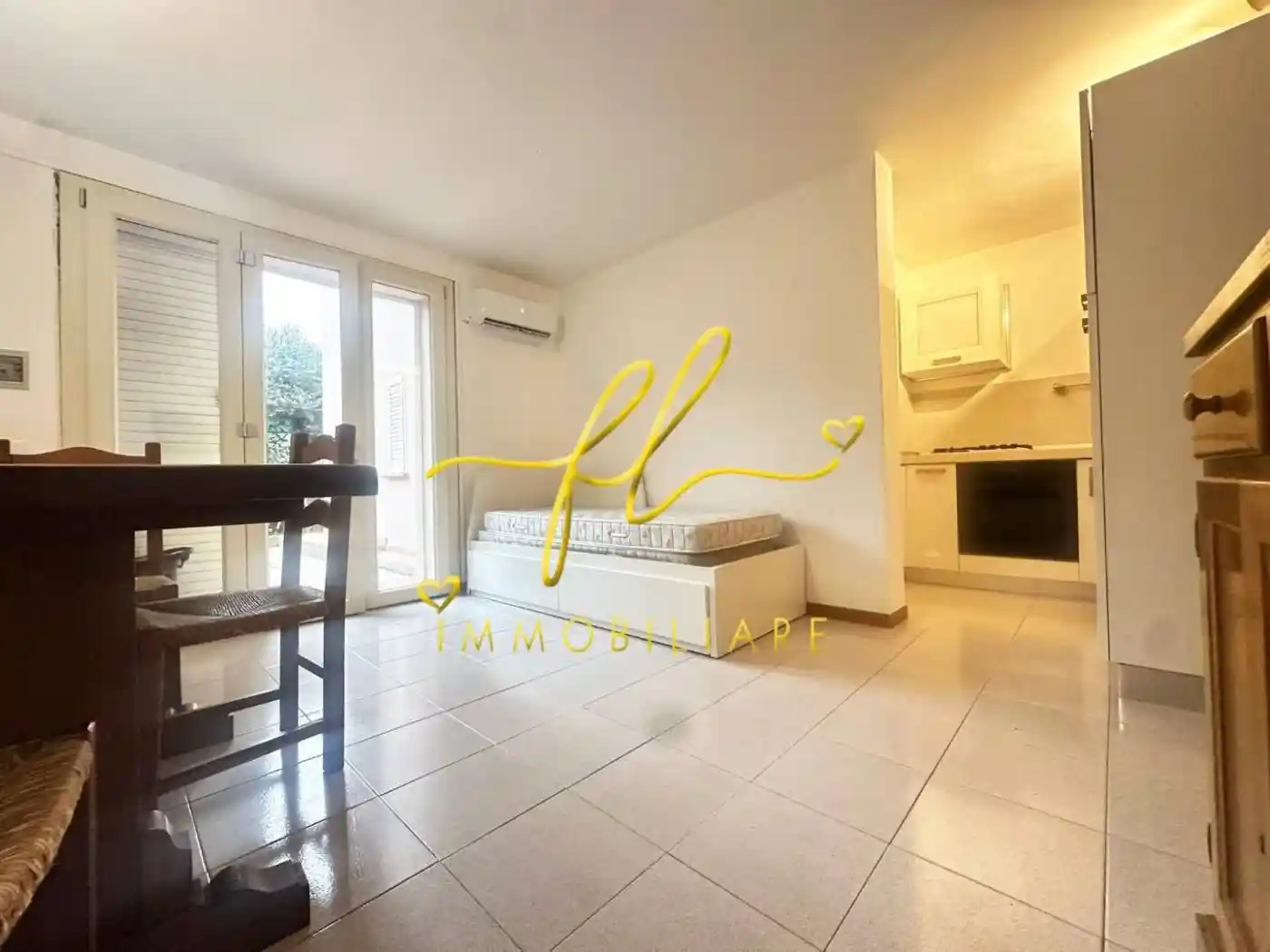 Appartamento in vendita a Guardistallo