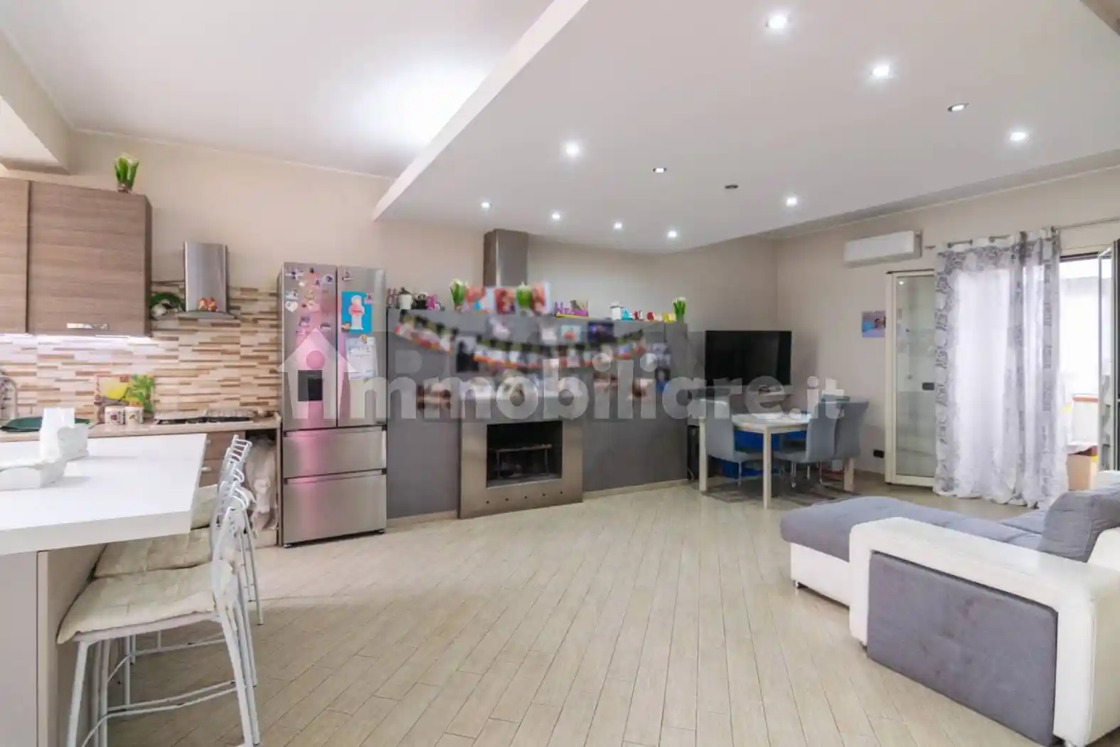 Appartamento in vendita a Aci Sant'Antonio