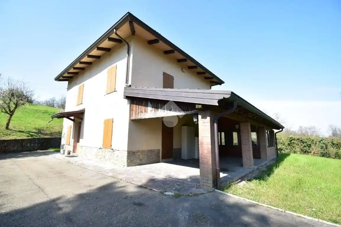 Villa in vendita a Sala Baganza