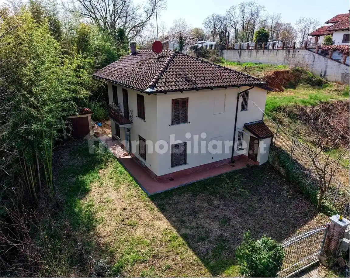 Casa indipendente in vendita a Arignano