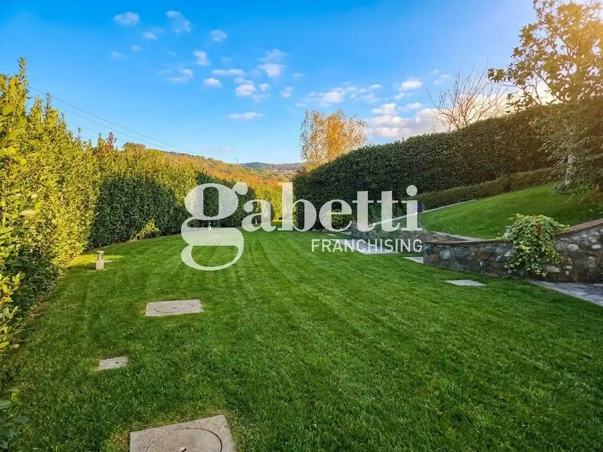 Casa indipendente in vendita a Scandicci