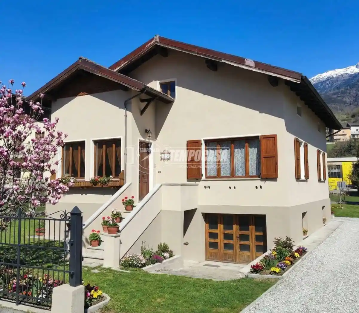 Casa indipendente in vendita a Aosta