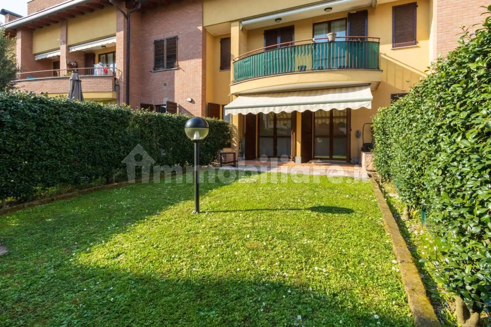 Appartamento in vendita a Usmate Velate