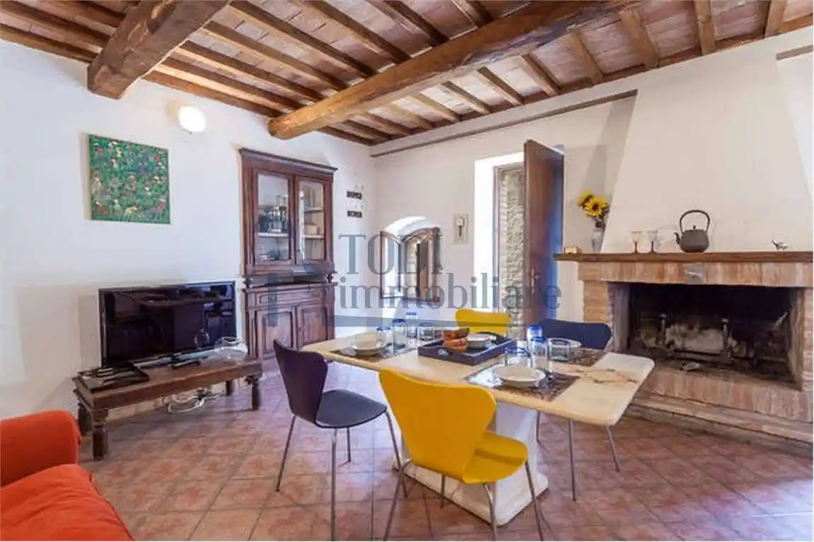 Appartamento in vendita a Fratta Todina