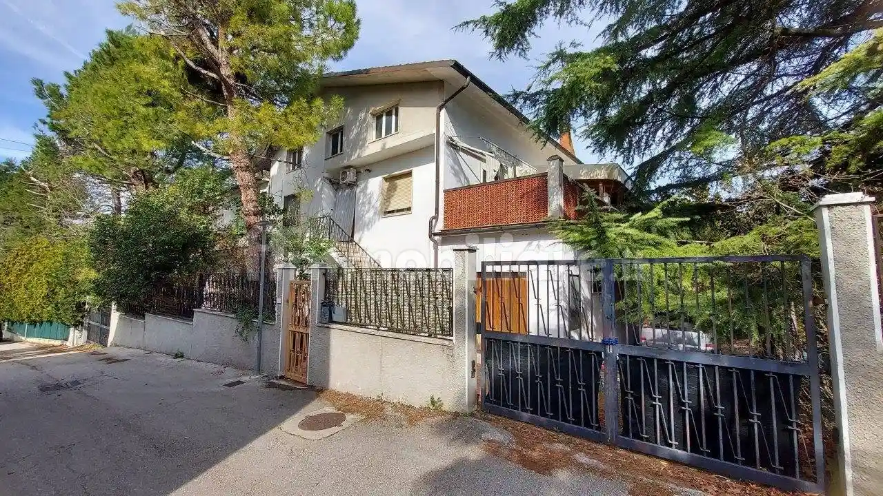 Palazzo - Edificio in vendita a Corinaldo