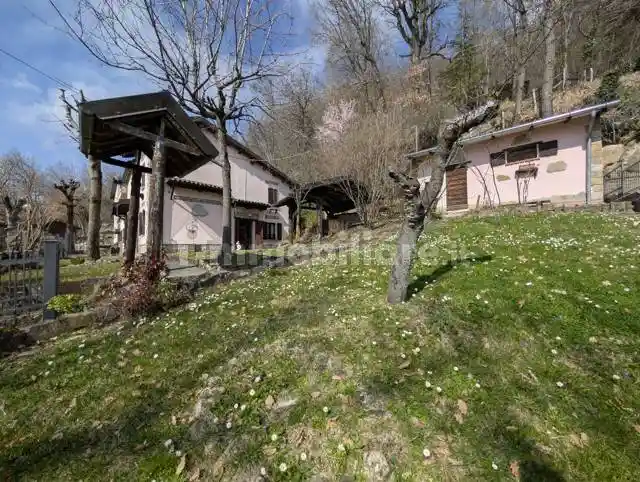 Rustico - Casale in vendita a Toano