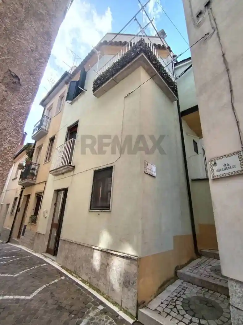 Casa indipendente in vendita a San Lupo