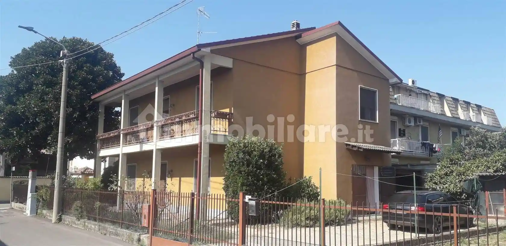 Casa indipendente in vendita a Dorno