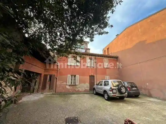 Casa indipendente in vendita a Voghera