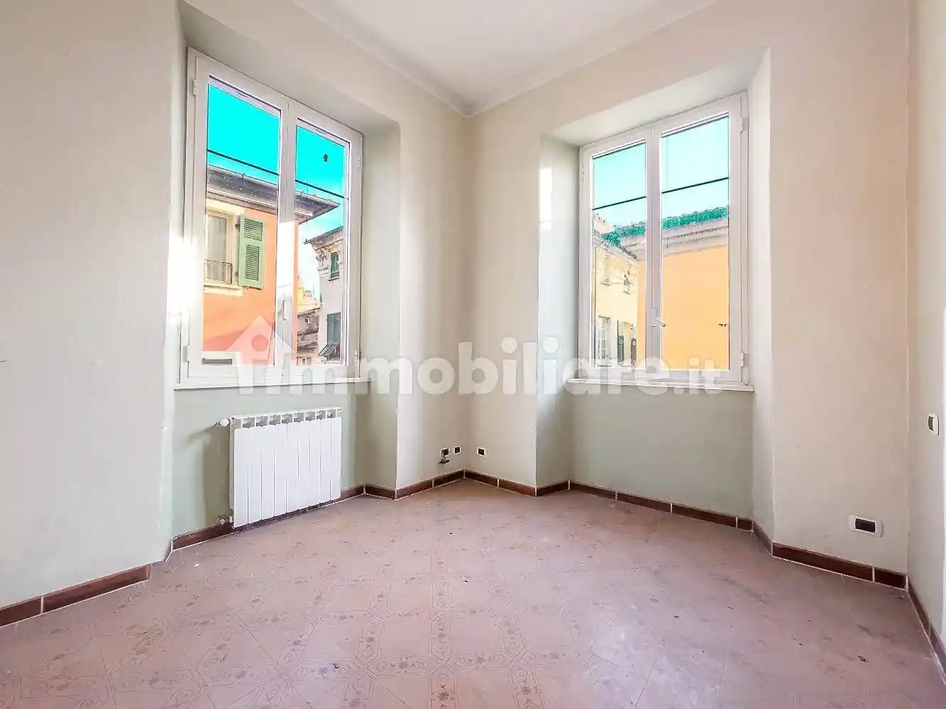 Appartamento in vendita a Sarzana