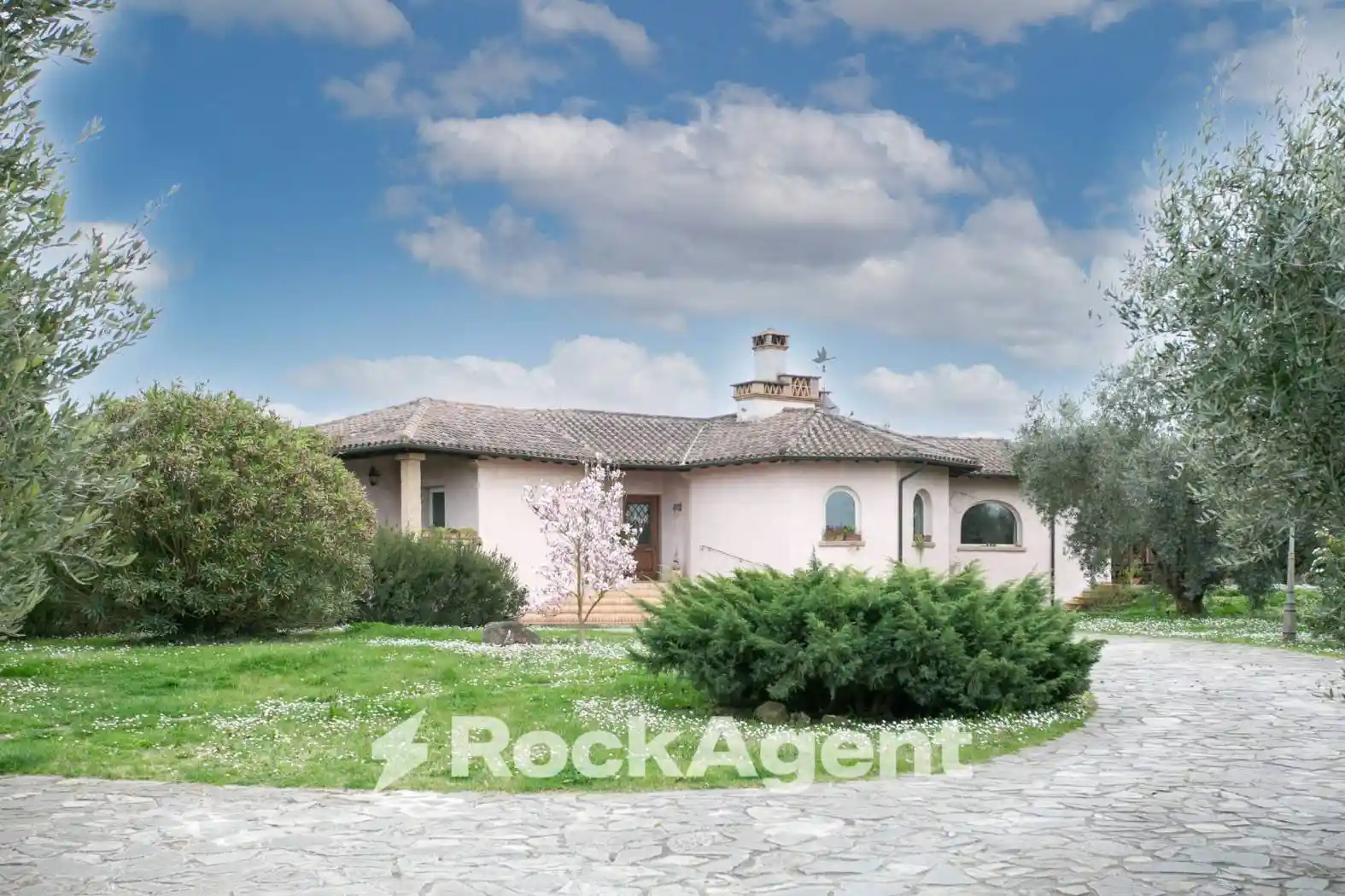 Villa in vendita a Canale Monterano
