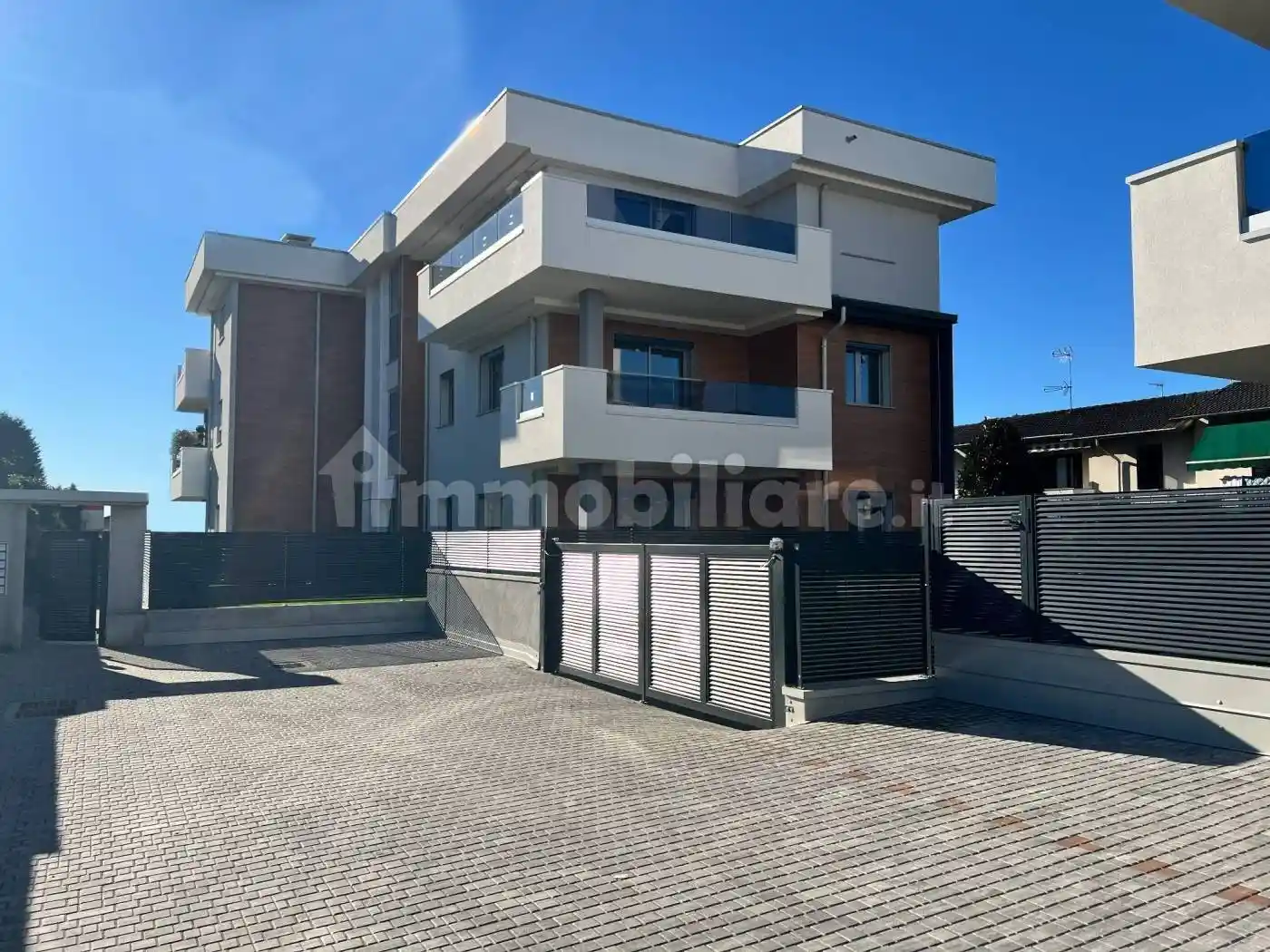 Appartamento in vendita a Magnago