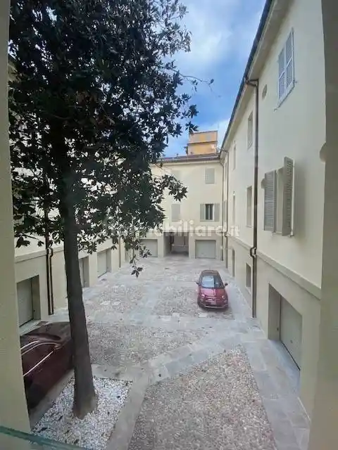Appartamento in affitto a Modena