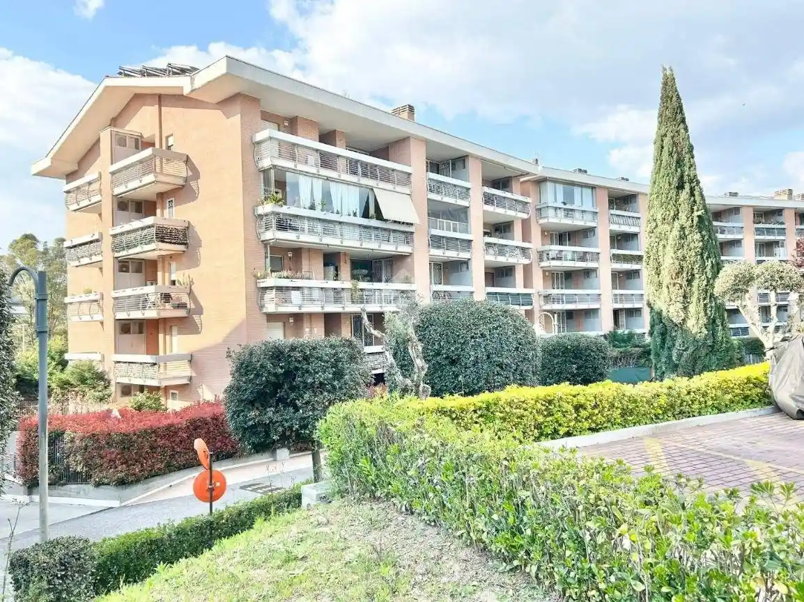 Appartamento in vendita a Roma