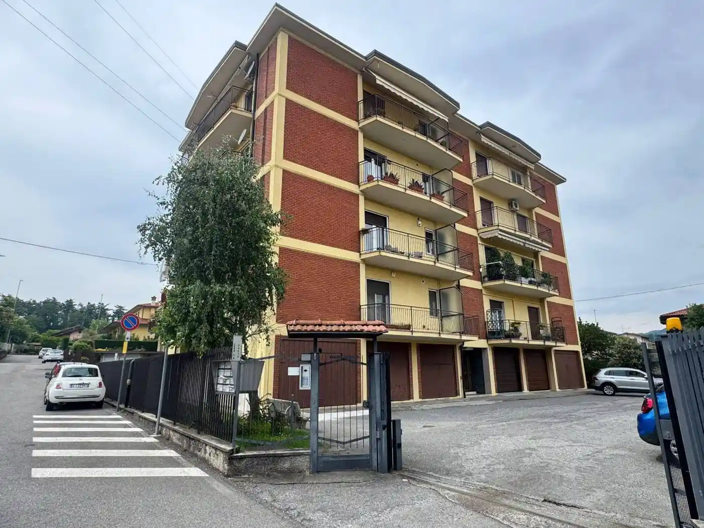 Appartamento in vendita a Carvico