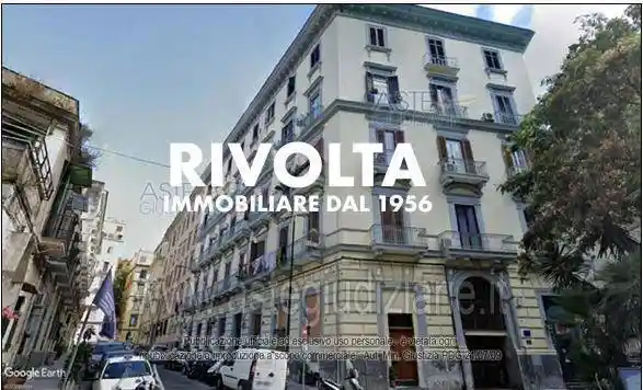 Appartamento in vendita a Napoli