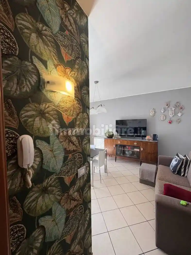 Appartamento in affitto a Camporotondo Etneo