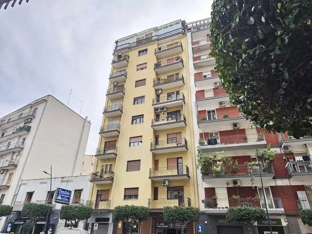 Appartamento in vendita a Taranto
