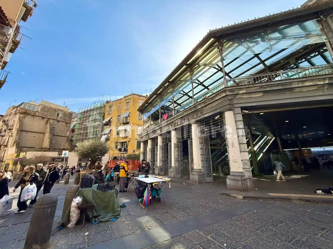 Appartamento in vendita a Napoli