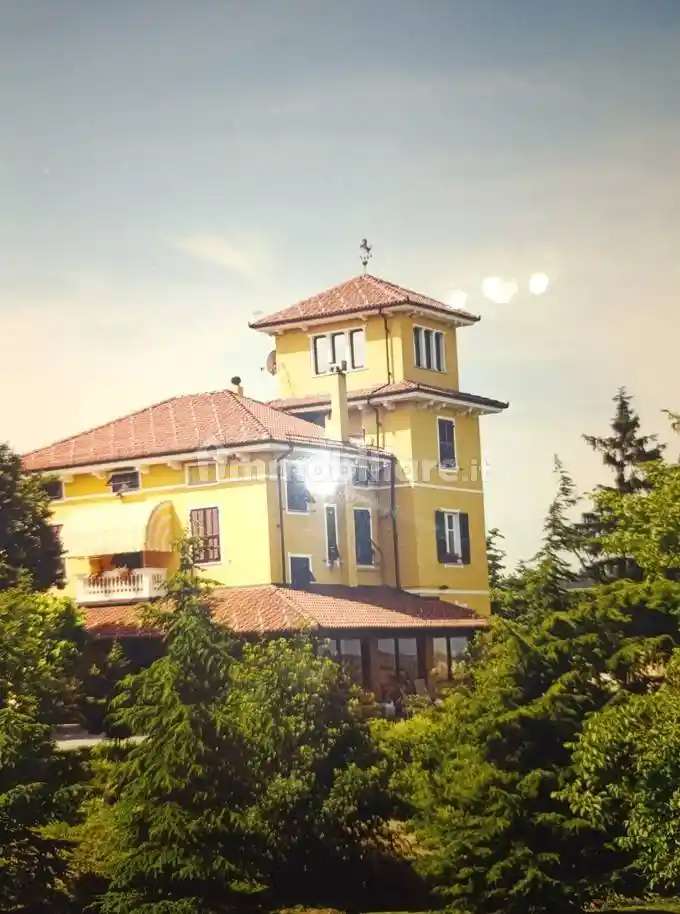 Villa in vendita a Lerma