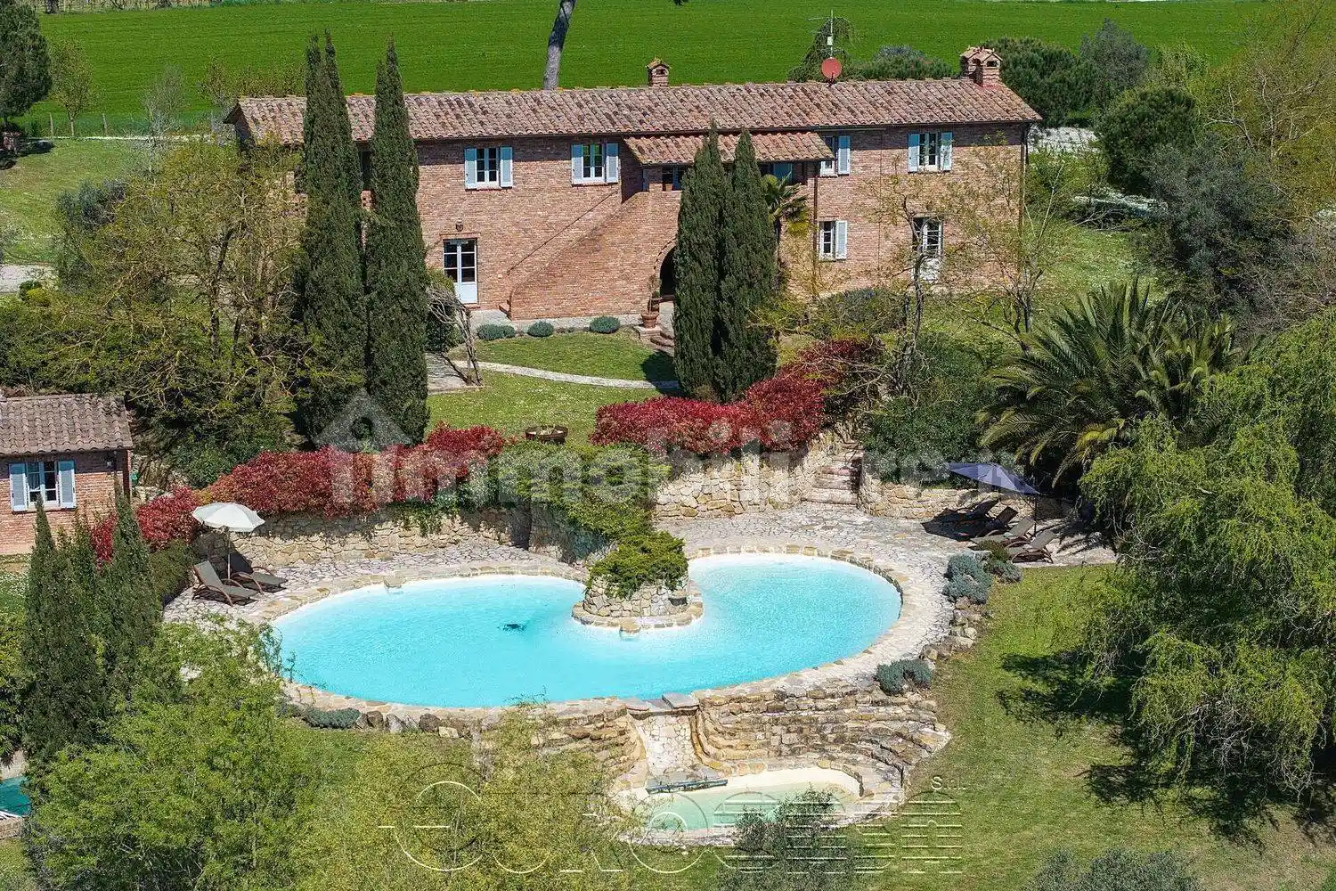 Rustico - Casale in vendita a Castiglione del Lago