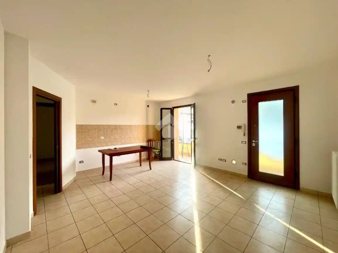 Appartamento in vendita a Montecalvo in Foglia