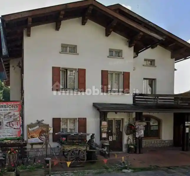 Appartamento in vendita a Alleghe