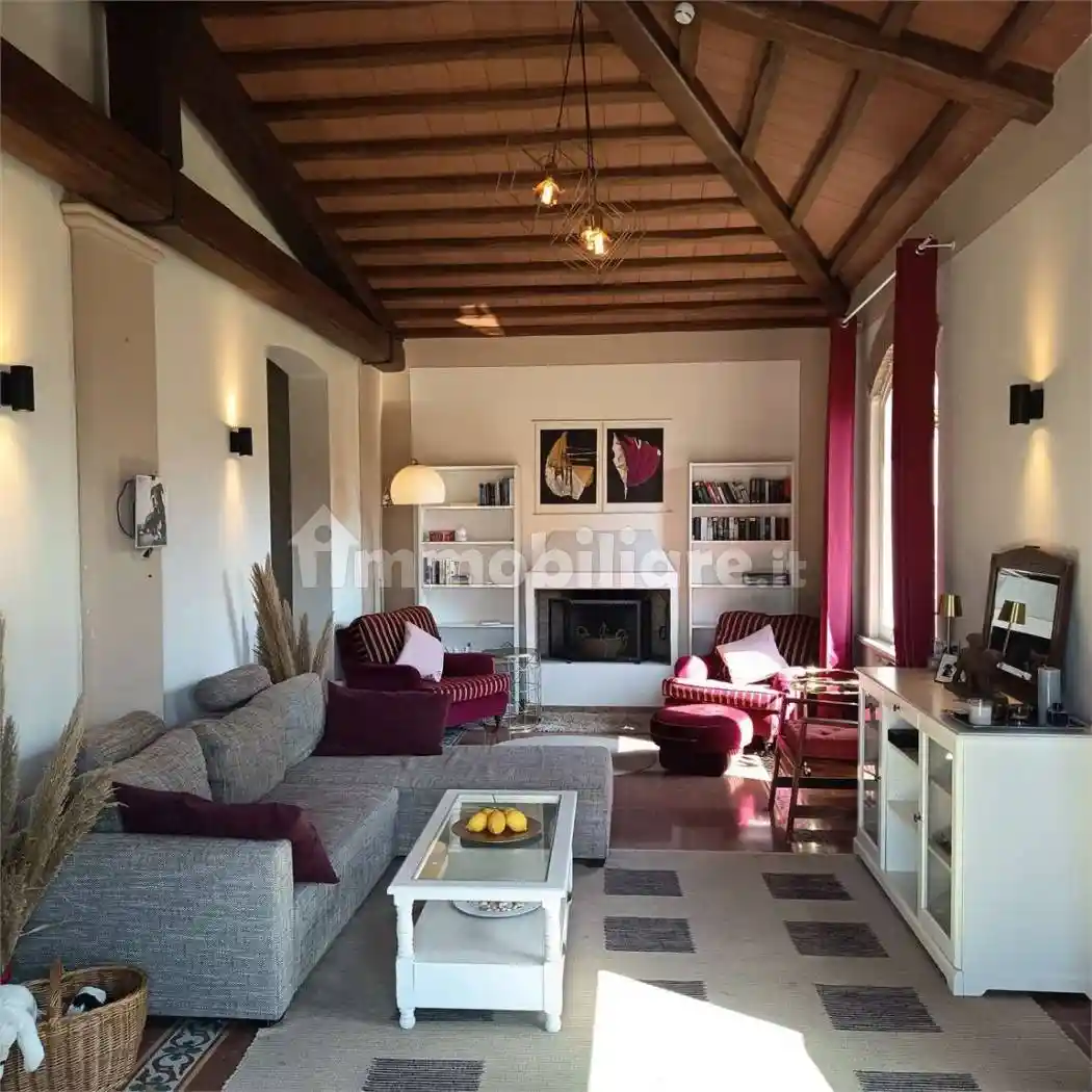 Villa in vendita a Castelnuovo Magra