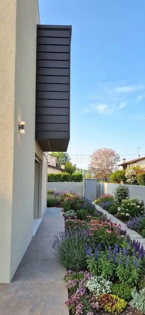 Villa in vendita a Bassano del Grappa