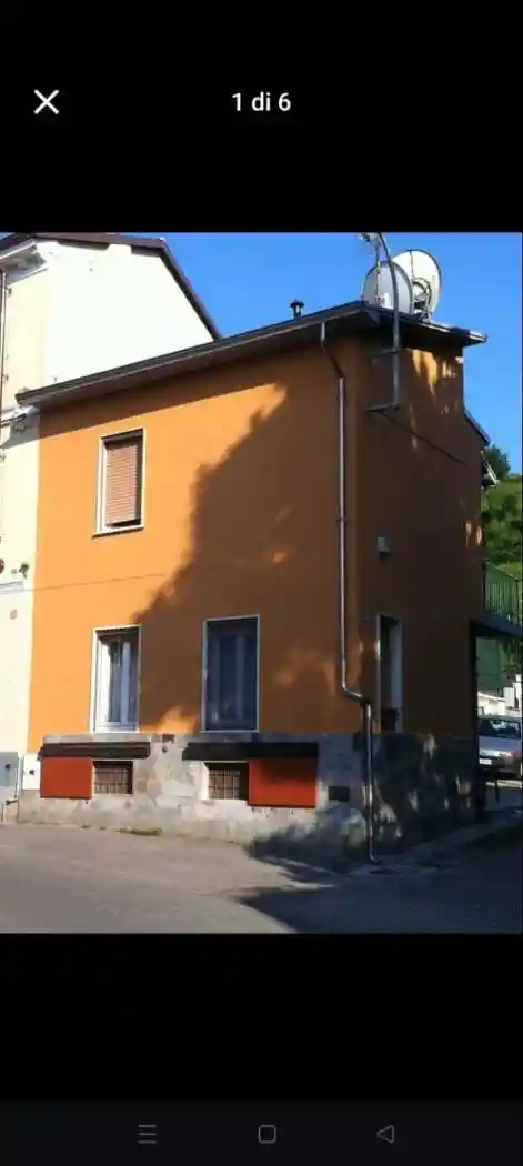 Villa in vendita a Broni