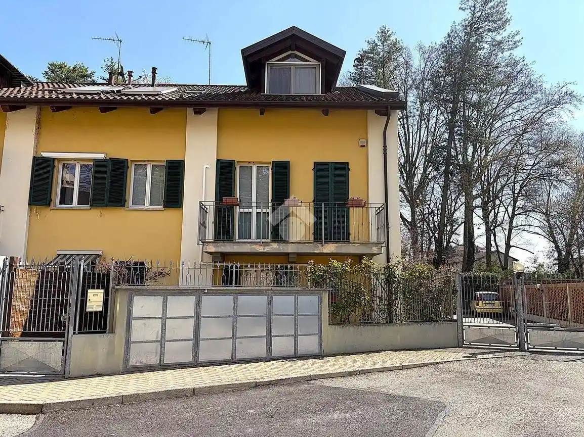 Villa in vendita a Santena