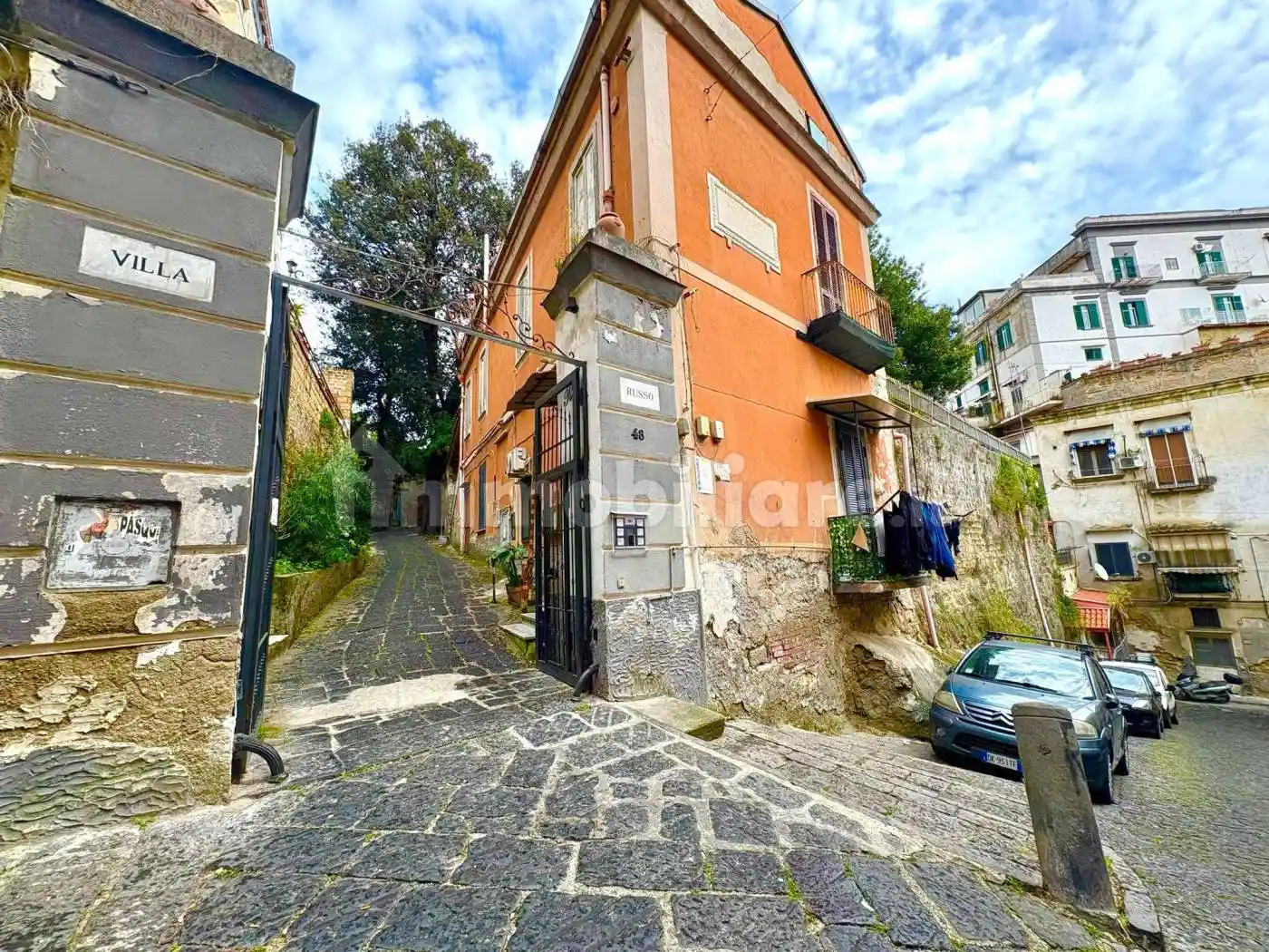 Appartamento in vendita a Napoli