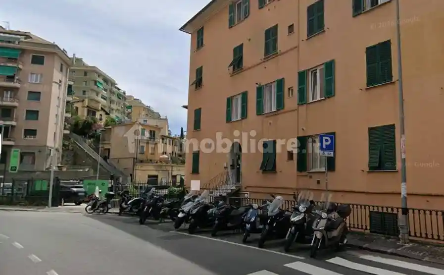 Appartamento in affitto a Genova