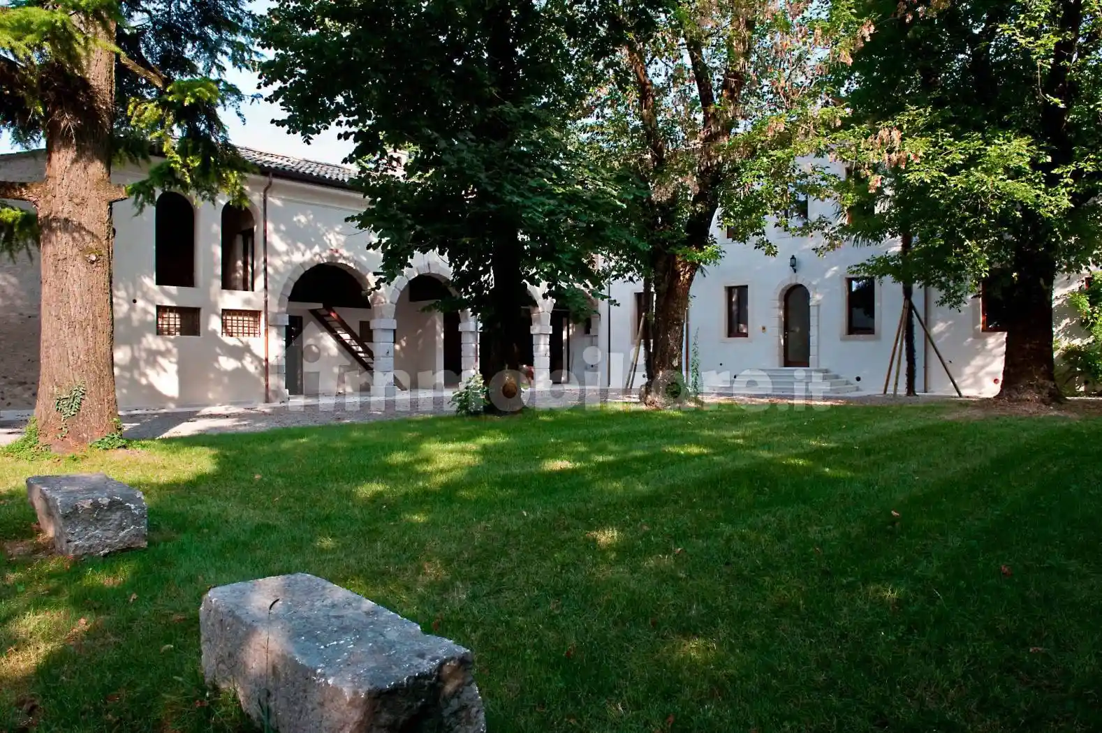 Villa in vendita a Costermano sul Garda