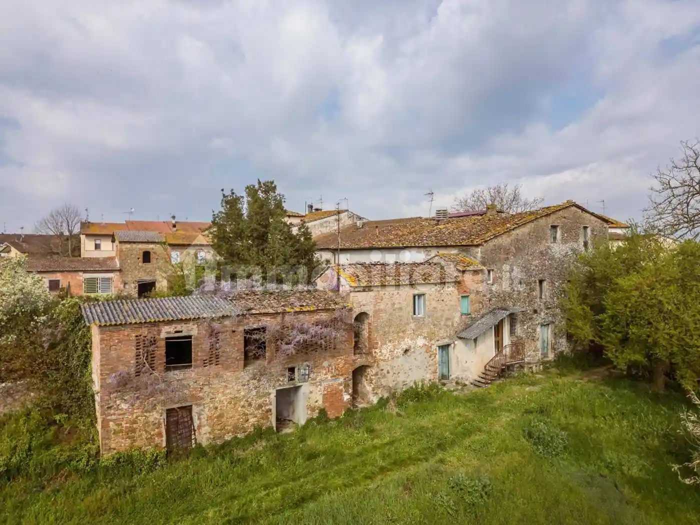 Rustico - Casale in vendita a Larciano