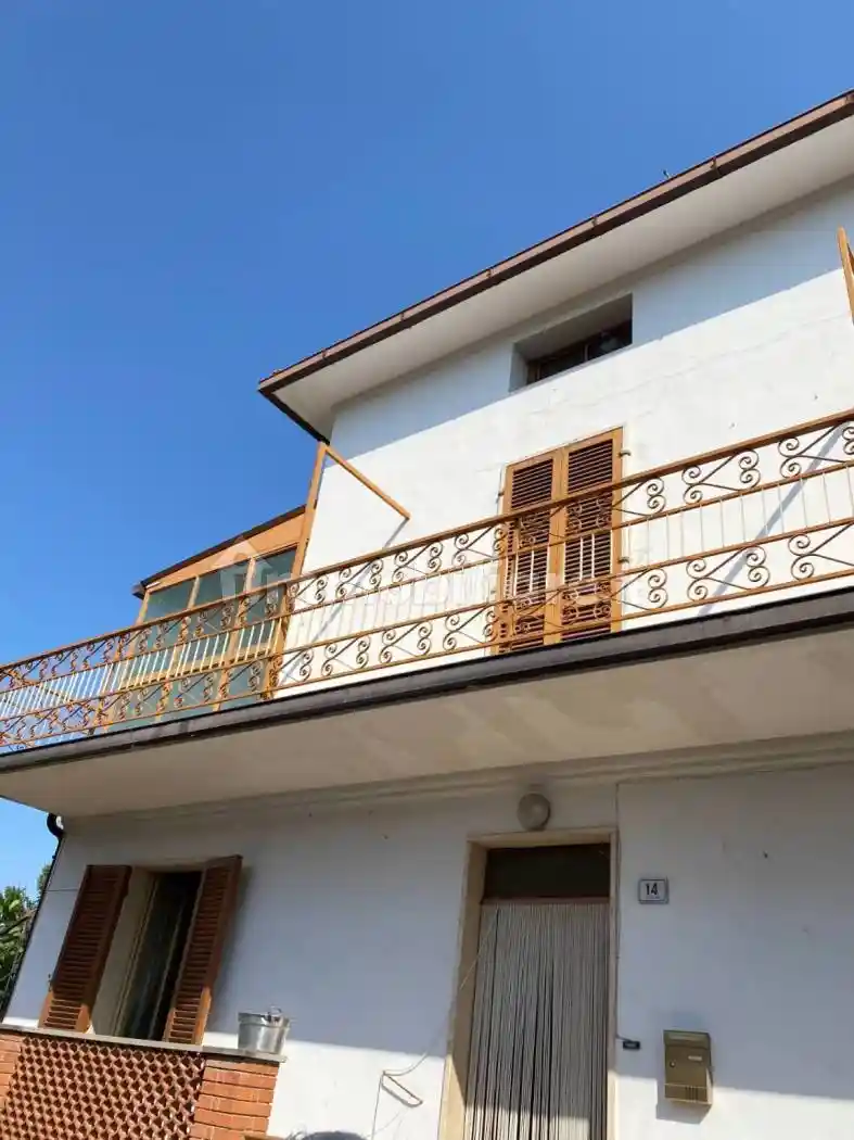 Casa indipendente in vendita a Mosciano Sant'Angelo
