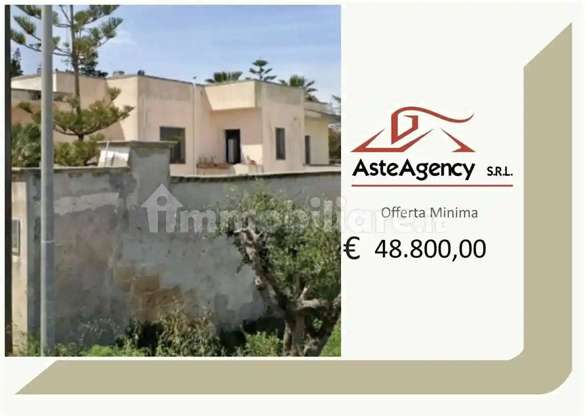 Villa in vendita a Squinzano