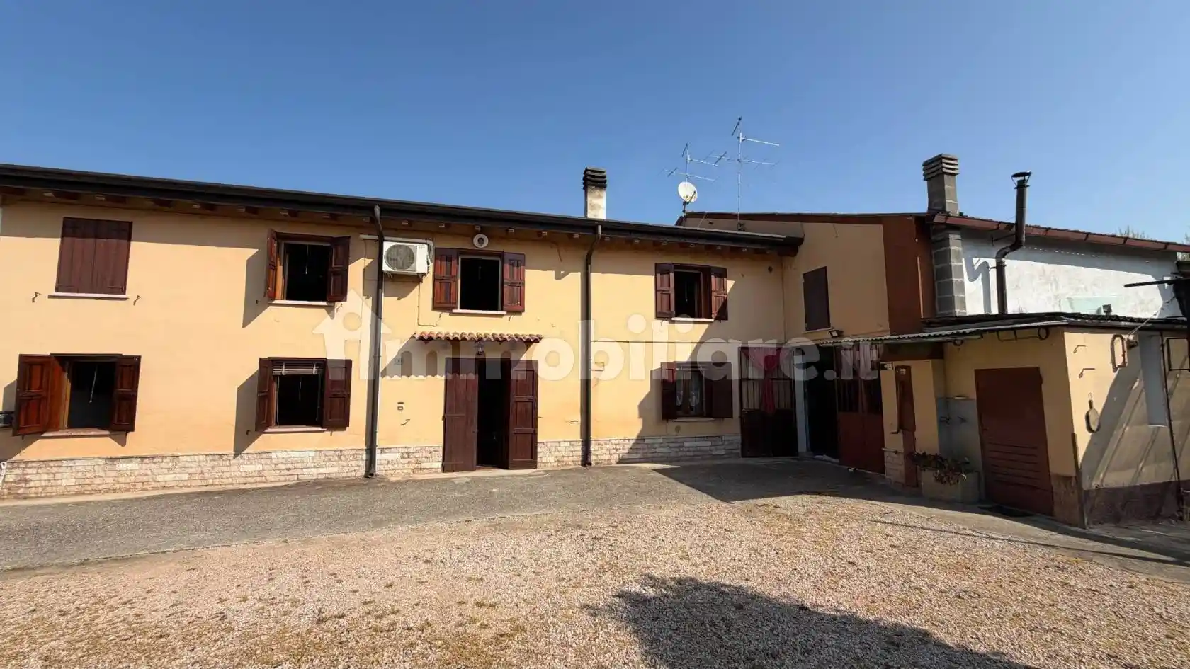 Rustico - Casale in vendita a Sorgà