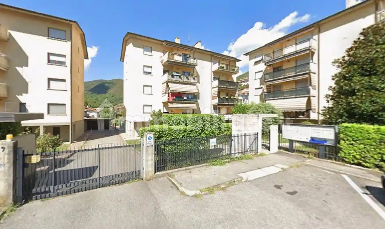 Appartamento in vendita a Alzano Lombardo