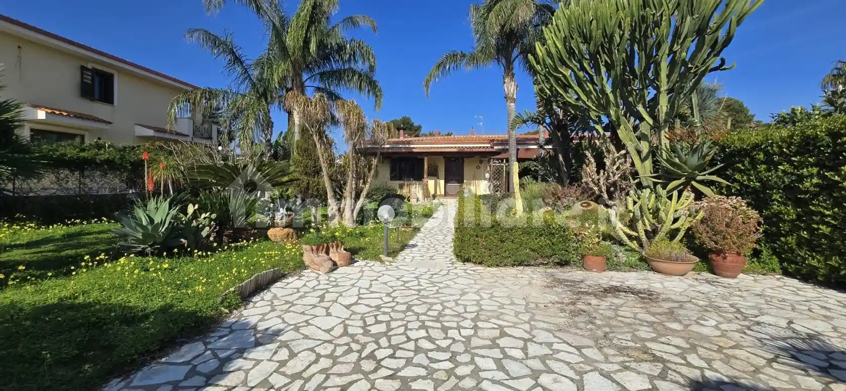 Villa in affitto a Carini