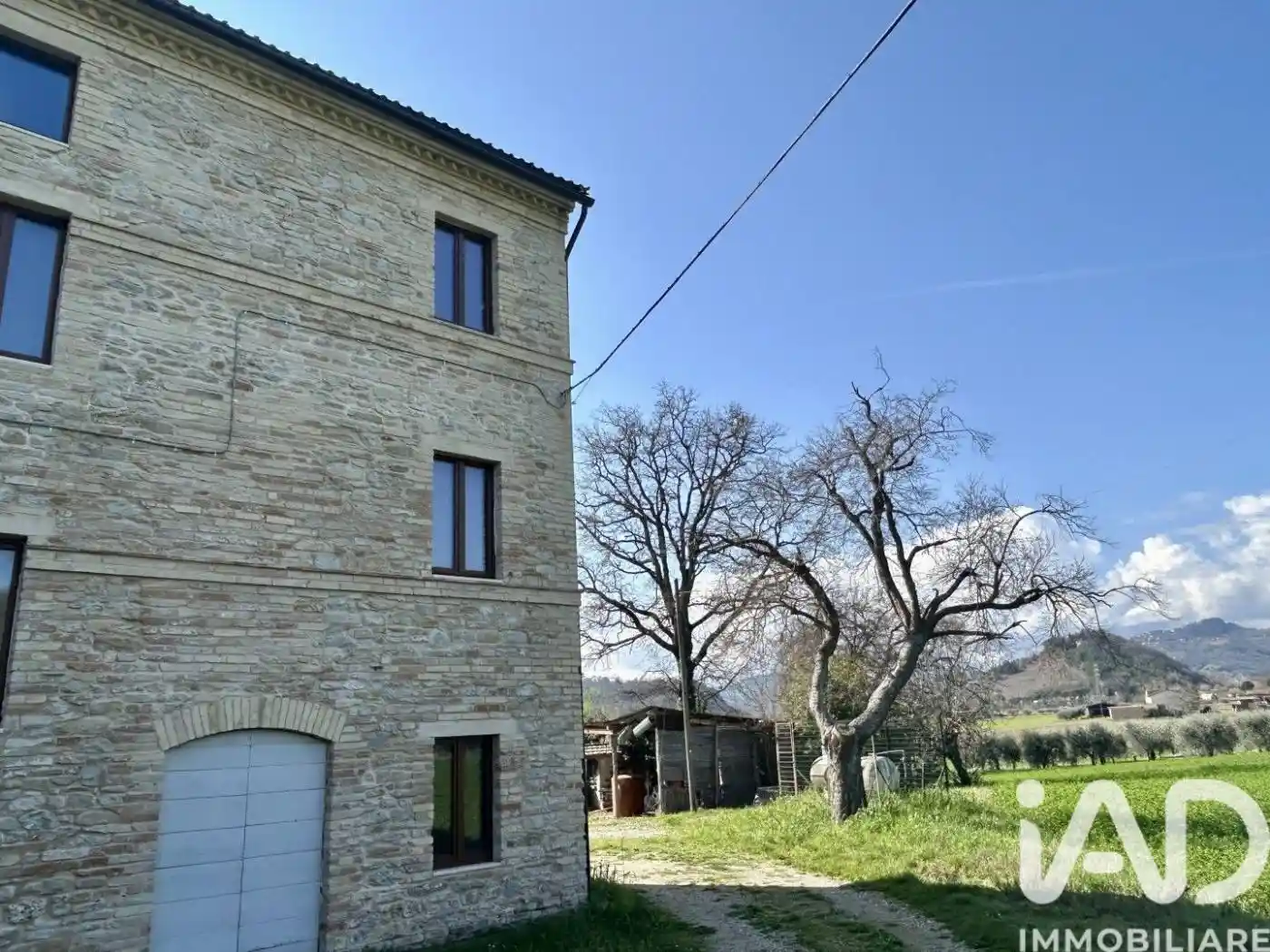 Casa indipendente in vendita a Falerone