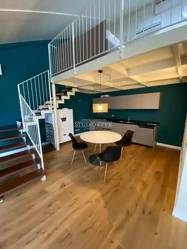 Loft - foto 4